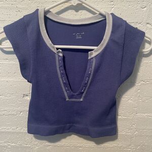 Urban Outfitters "out from under" crop top V-Neck Blue XXS
